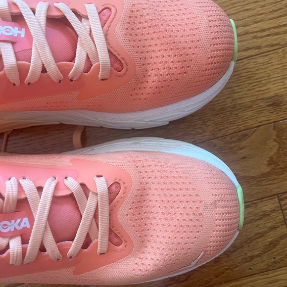Hoka Arahi 7 - Coral - Picture 4 of 11